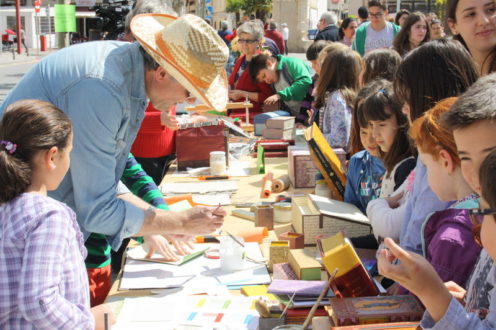 Los libros salen a la calle