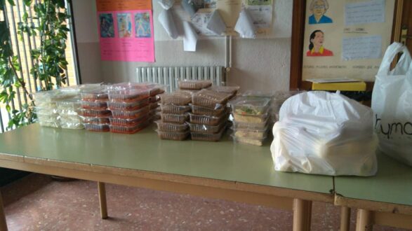 20 niños rodenses continuarán estos días con la ayuda de comedor escolar