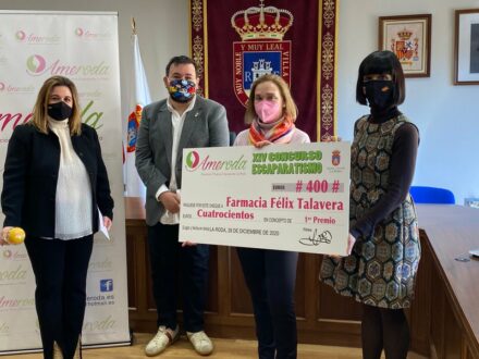 AMERODA entrega sus premios del concurso de escaparates navideños en el Salón de Plenos