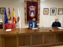 El Ayuntamiento trabajará con Júcar Limpio en concienciar sobre el uso de mascarilla