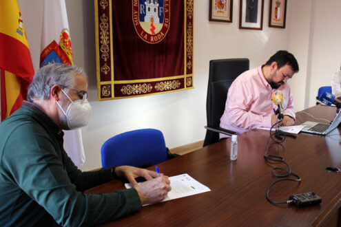 El Ayuntamiento incrementará en 3.800 euros el convenio con la Escuela de Fútbol Base de La Roda