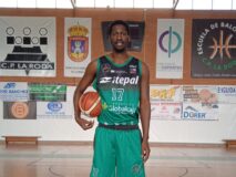 El pívot senegalés Mouhamadou Diop, nuevo fichaje del Fundación Globalcaja La Roda