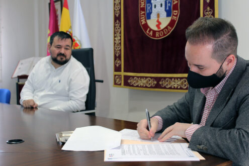 El Ayuntamiento duplica el convenio con la Semana Santa de La Roda
