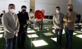 ‘Artefacto espiritual’ de Ramón Urban y ‘Ciudadela’ de Mar Solís, ganadores del premio ‘Rafael Canogar’