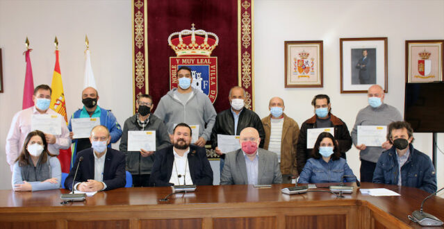 Entregados los diplomas de los trabajadores el RECUAL ‘Tierra Blanca III’